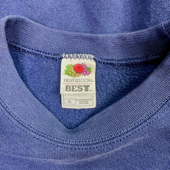 Vintage Fruit of the Loom Winnie the Pooh Best Grandma Crew Neck - Size XL - Picture 5 of 8